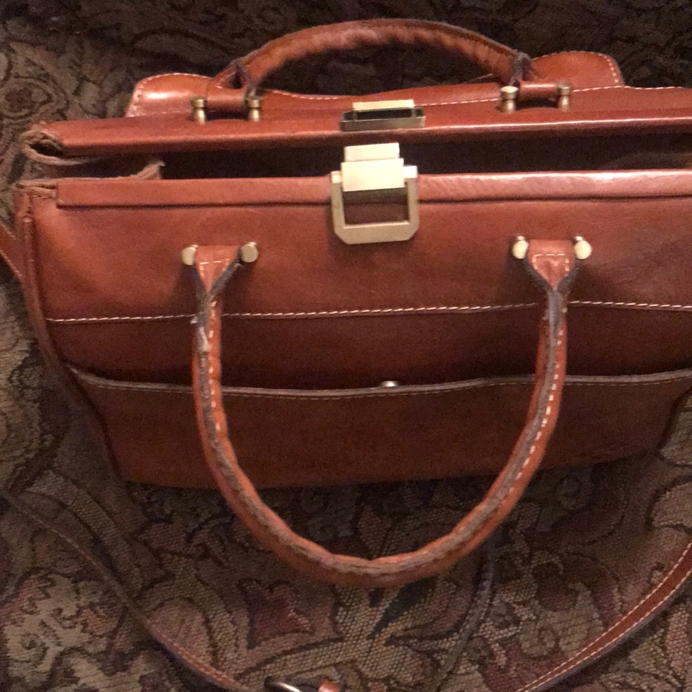 Leather handbag